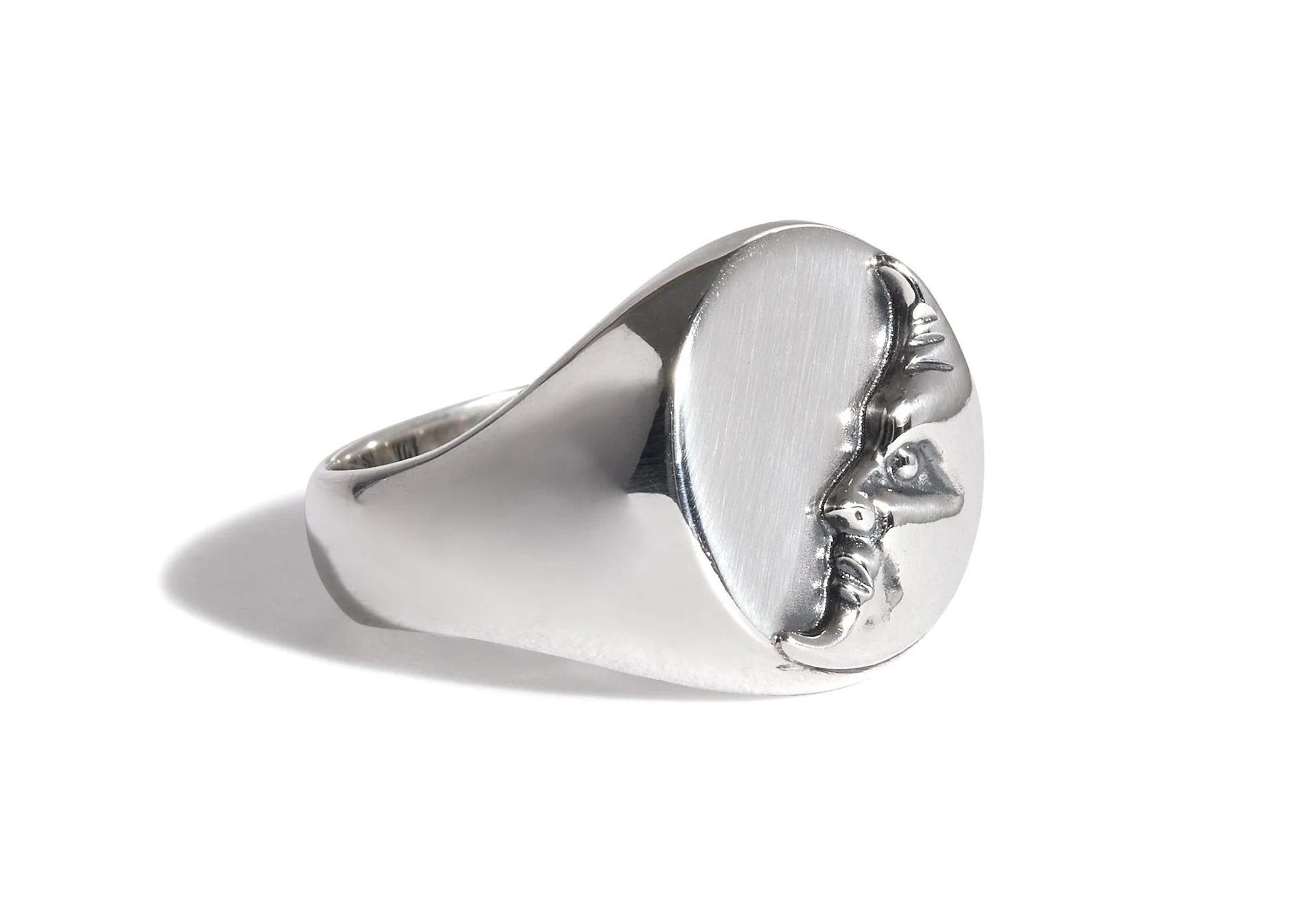 Small Moon Signet Ring - Image 4